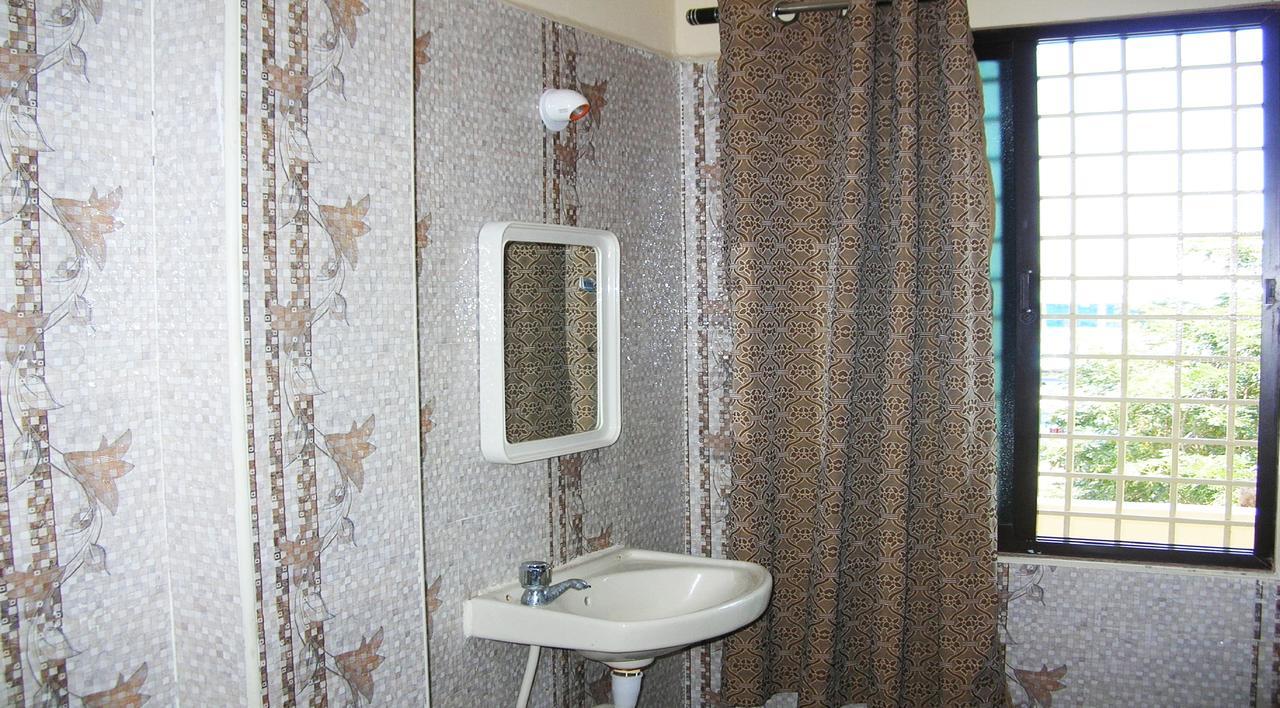 Sbs Residency Tirupati Ξενοδοχείο Renigunta Δωμάτιο φωτογραφία
